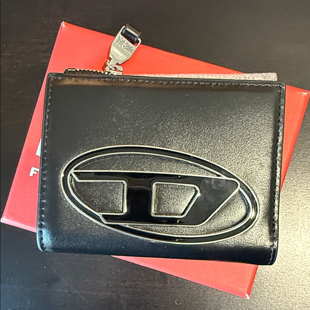 Diesel Black Card Holder with Silver Emblem